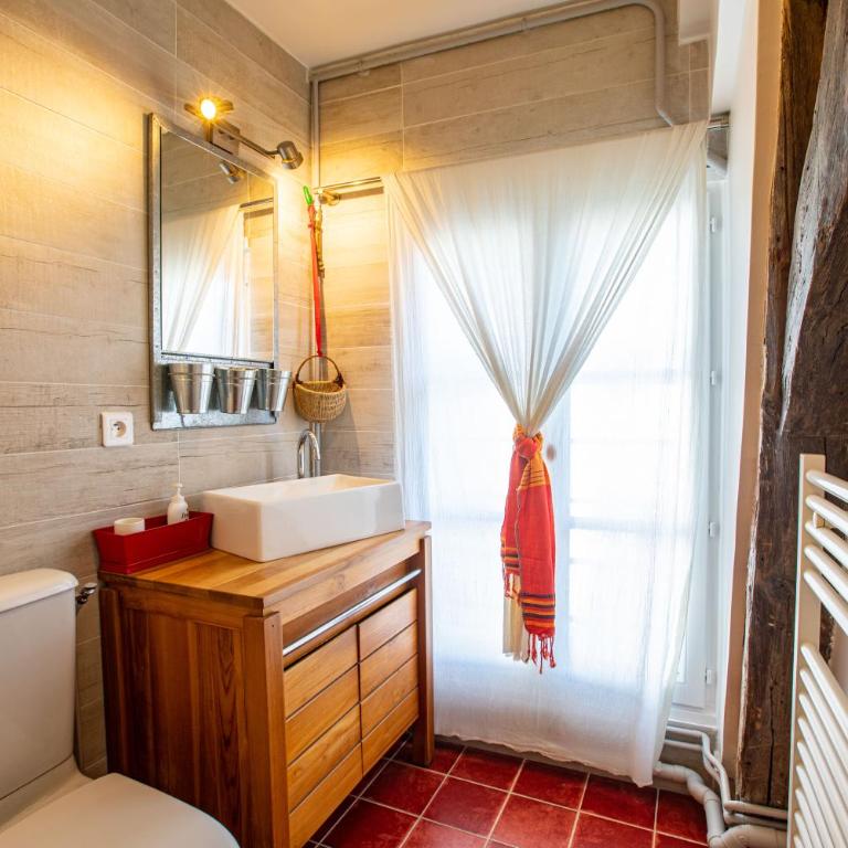 Parisian Home 394 2 chambres Châtelet - Les Halles - Appartement 5 Chambres - 15