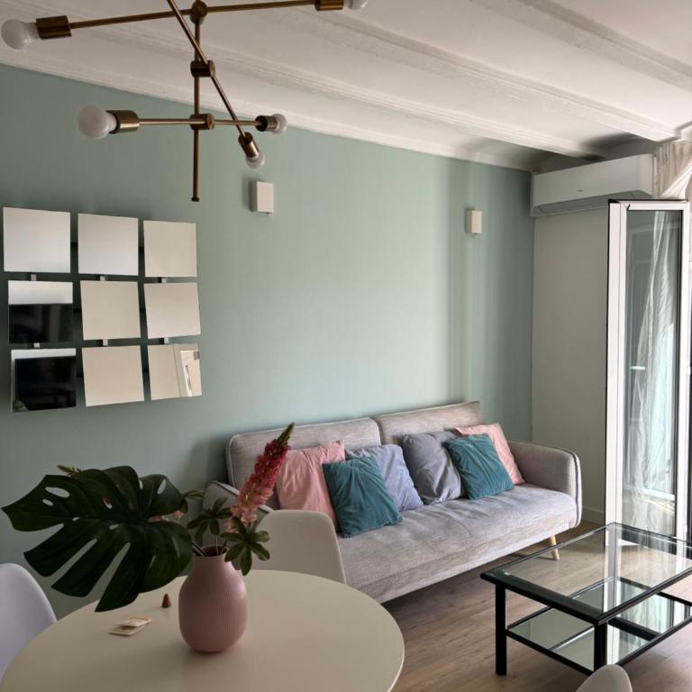 Unique Ramblas - One-Bedroom Apartment - 5
