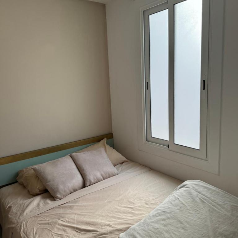 Unique Ramblas - One-Bedroom Apartment - 8