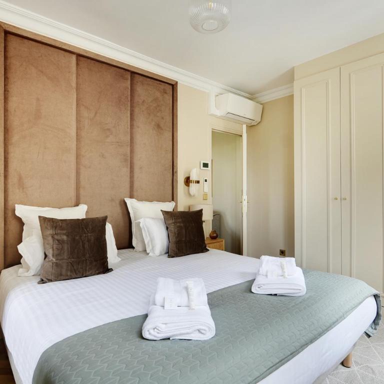 Pick A Flat's Apartment in Invalides - Avenue de Breteuil - Appartement 3 Chambres - 8