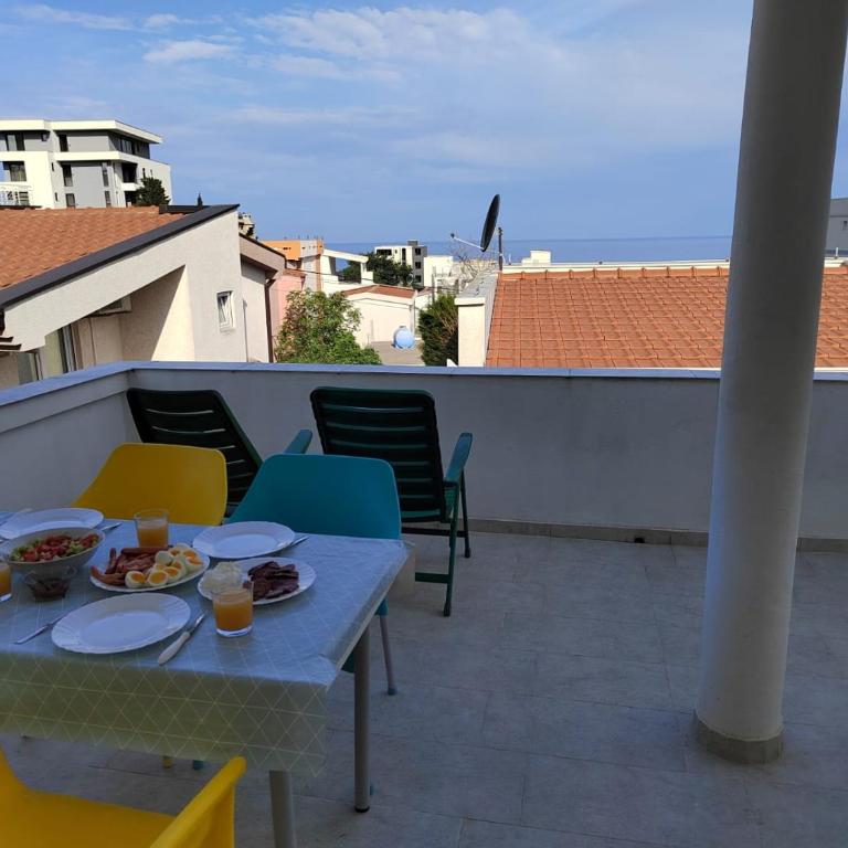 Dzenan apartmani - Two-Bedroom Studio Apartment - 10