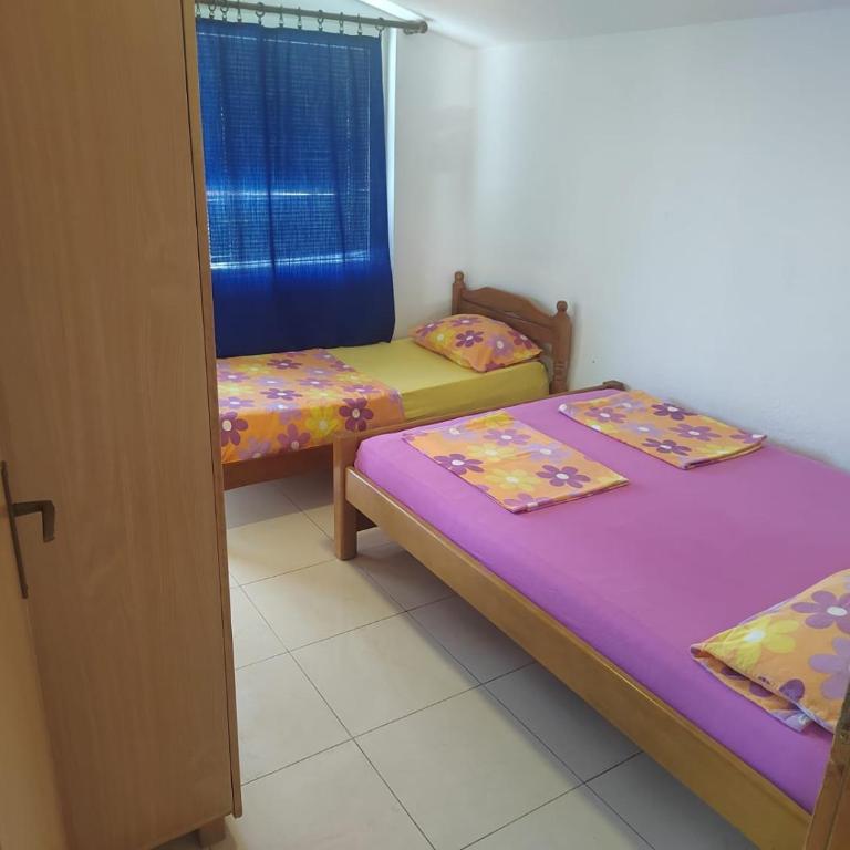 Dzenan apartmani - Two-Bedroom Studio Apartment - 11