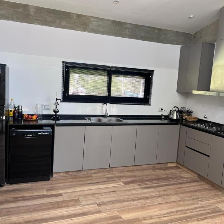 Casa en Molvento - Three-Bedroom House - 9