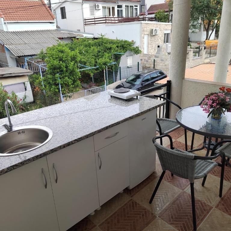 Dzenan apartmani - Studio - 6