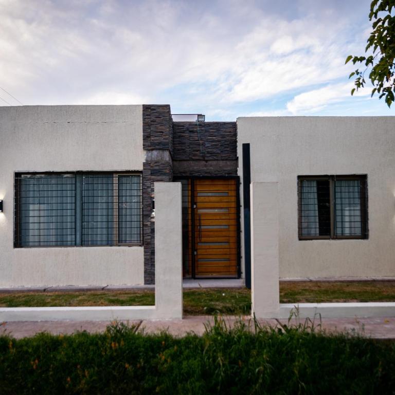 Casa Rawson - One-Bedroom House - 15