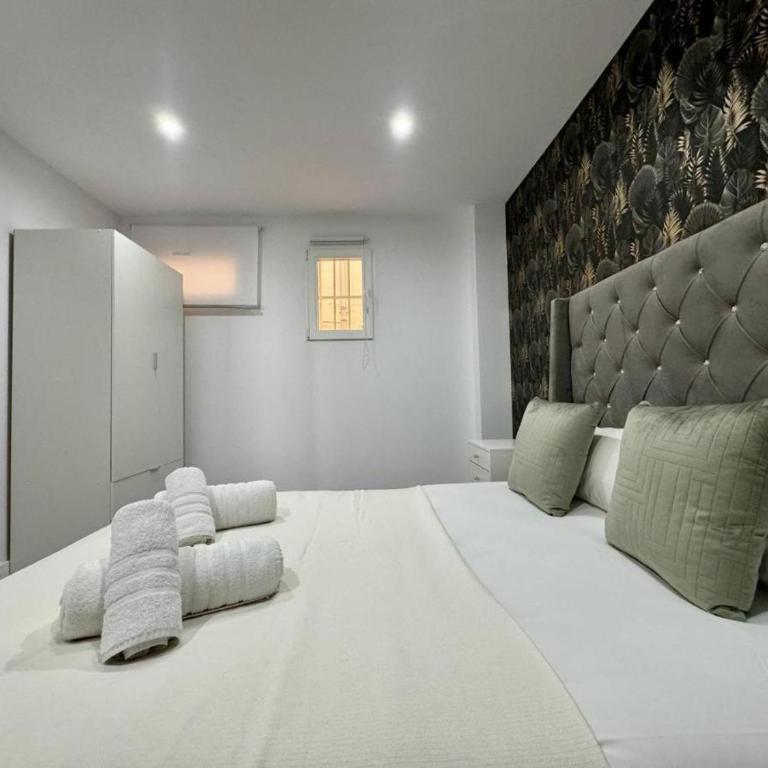 Central Alicante Apartment - Two-Bedroom Apartment - 6