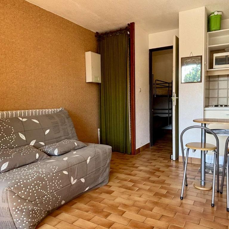 Studio cabine dans résidence avec piscine 4 couchages ARGELES SUR MER AR030-059 - Appartement - 3