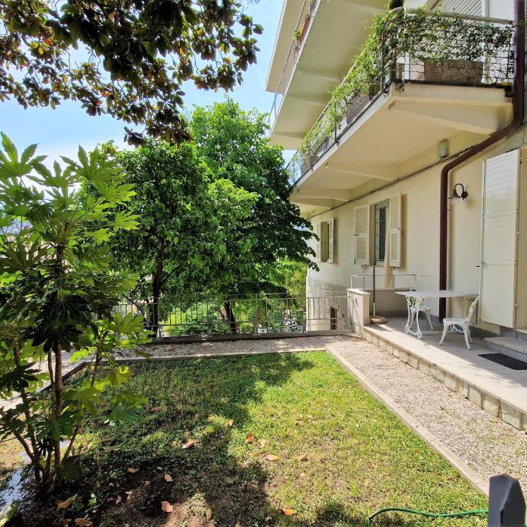 Charme & Garden - One-Bedroom House - 1
