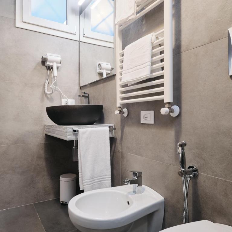 Domus Matris Guest House - Camera Matrimoniale - 3