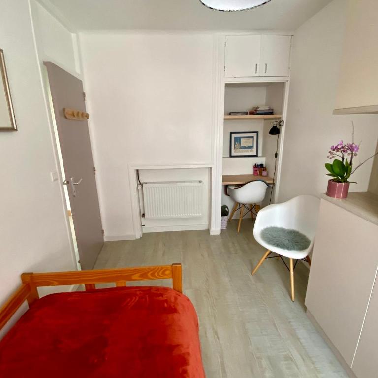 Avril - Appartement Centre Ville Concarneau - Appartement 2 Chambres - 17