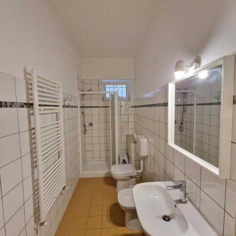 Charme & Garden - One-Bedroom House - 11
