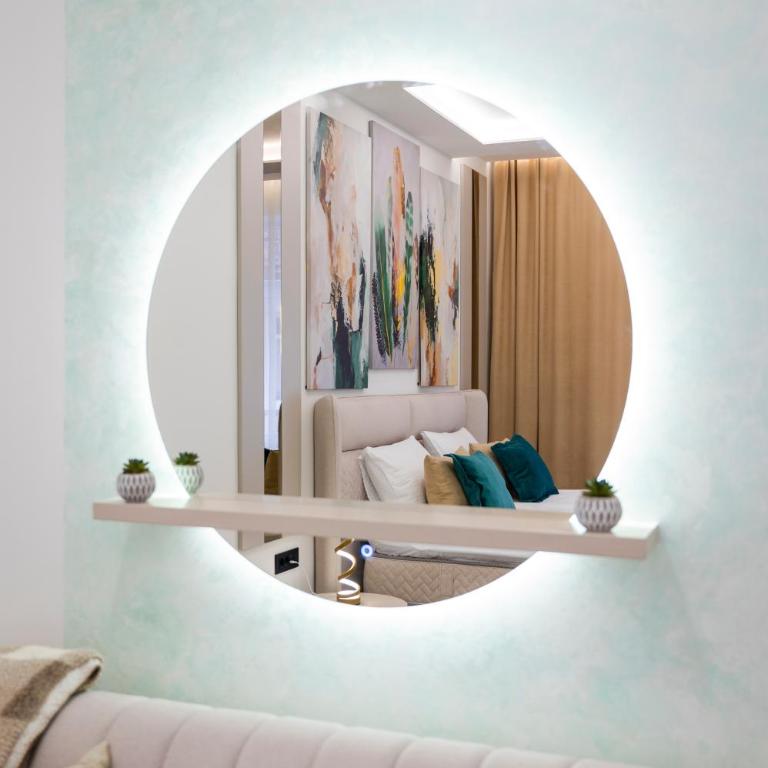 Bella Suites Apartments - FREE PARKING-GARAGE - Superior Double Room - 3