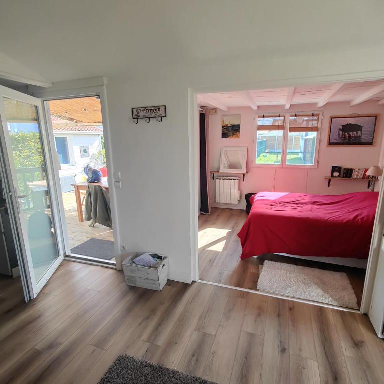 Maison 47m2 climatisé, piscine,linge fourni - Chalet 2 Chambres - 14