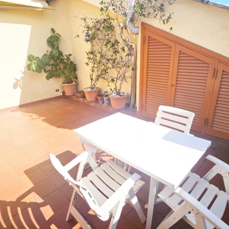 Cozy little penthouse with terrace in Rome - Apartment mit 1 Schlafzimmer - 11