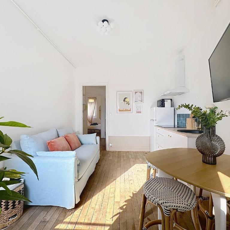 Vesle - Appartement - Centre - 2 chambres- Animaux OK - Reims - Two-Bedroom Apartment - 6