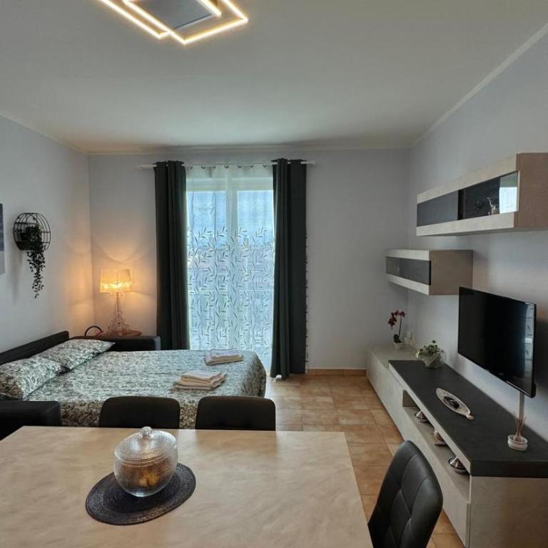 Appartamento La Pineta - Appartamento con 2 Camere da Letto - 4