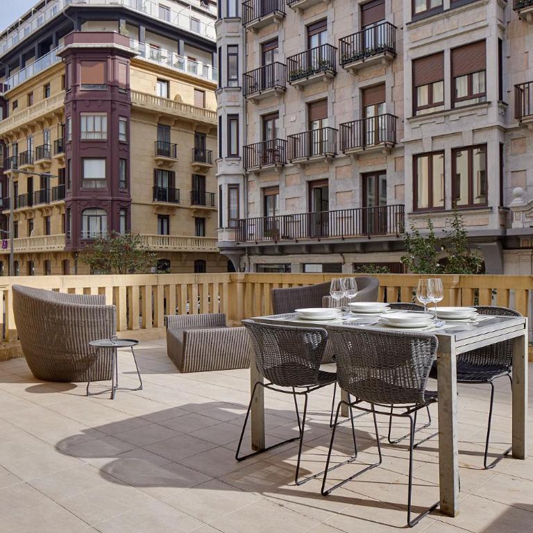 The Rentals Collection - Aura - Apartamento con terraza - 4