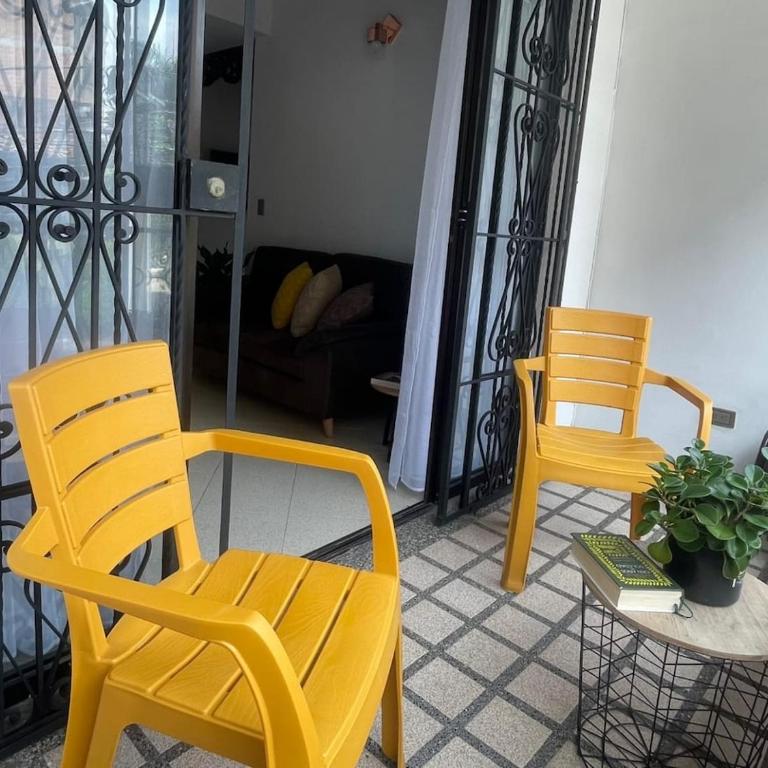 Casa amplia y acogedora en el corazón de Laureles - Casa de 5 dormitorios - 49