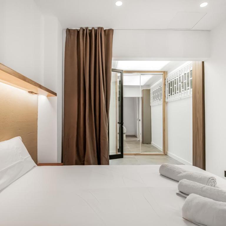 Las Palmas Beach House Retreat - Two-Bedroom Apartment - 3