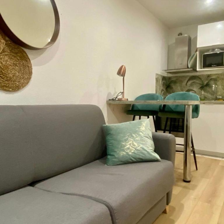 Studio Bricka - 200m to the beach, parking, clim, terrace - Studio-Apartment - 8