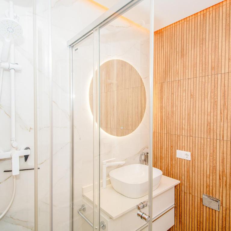 Luxury 3bd villa with premium amenities, jacuzzi, private parking - Villa de 3 dormitorios - 33