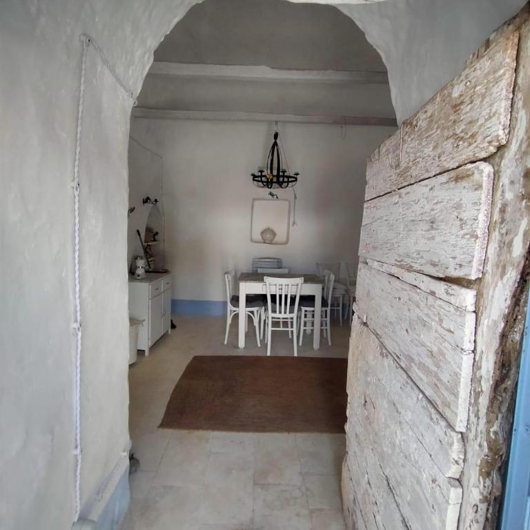 Picturesque Trulli in Itria Valley - Casa con 1 Camera da Letto - 17