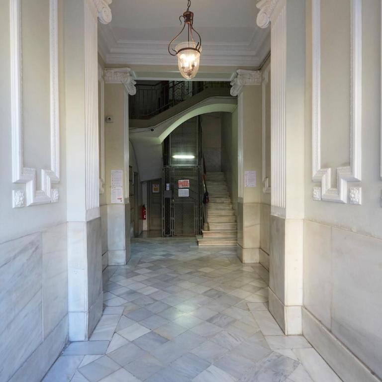 53PAR1013 - Magnifico piso en el centro de Poble Sec - Three-Bedroom Apartment - 54