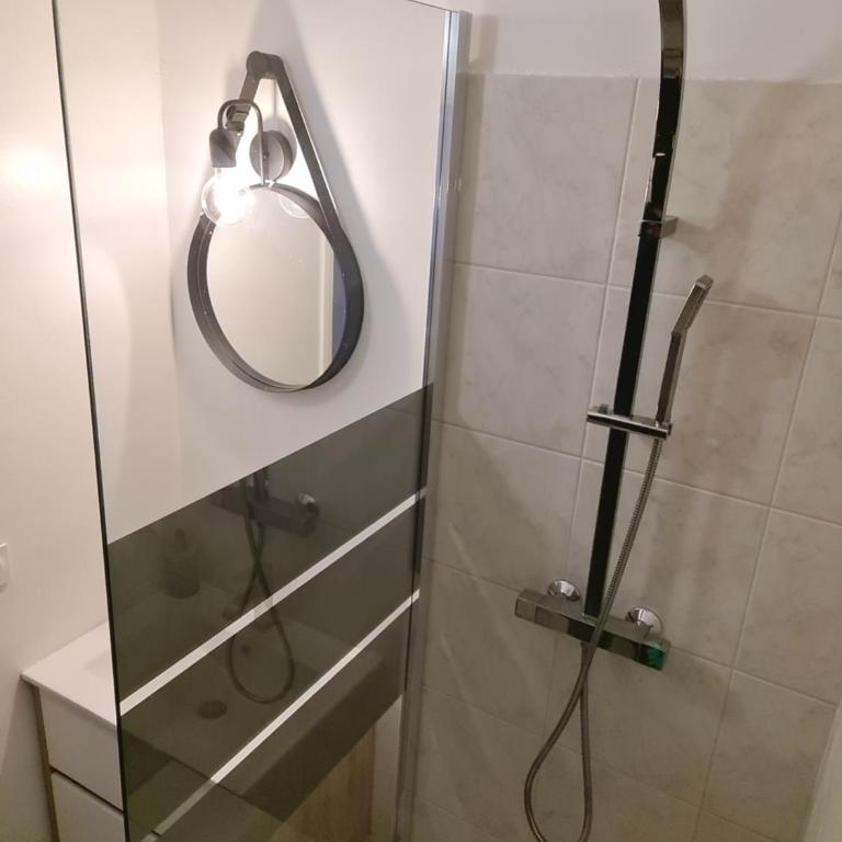 Appartement T2 proche gare et centre ville - Apartamento de 1 dormitorio - 15