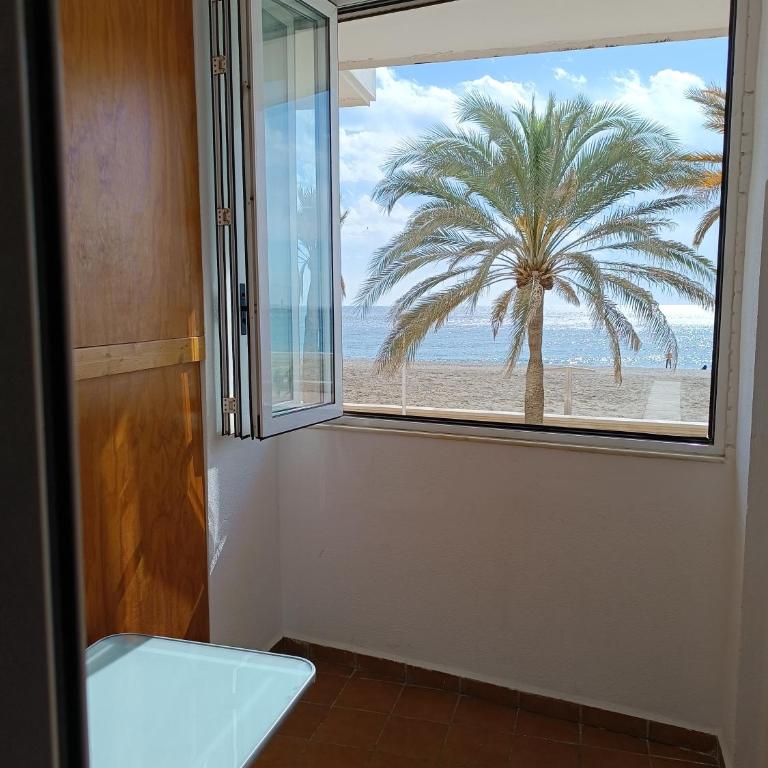 Piso primera línea playa Almería - Apartamento de 2 dormitorios - 7
