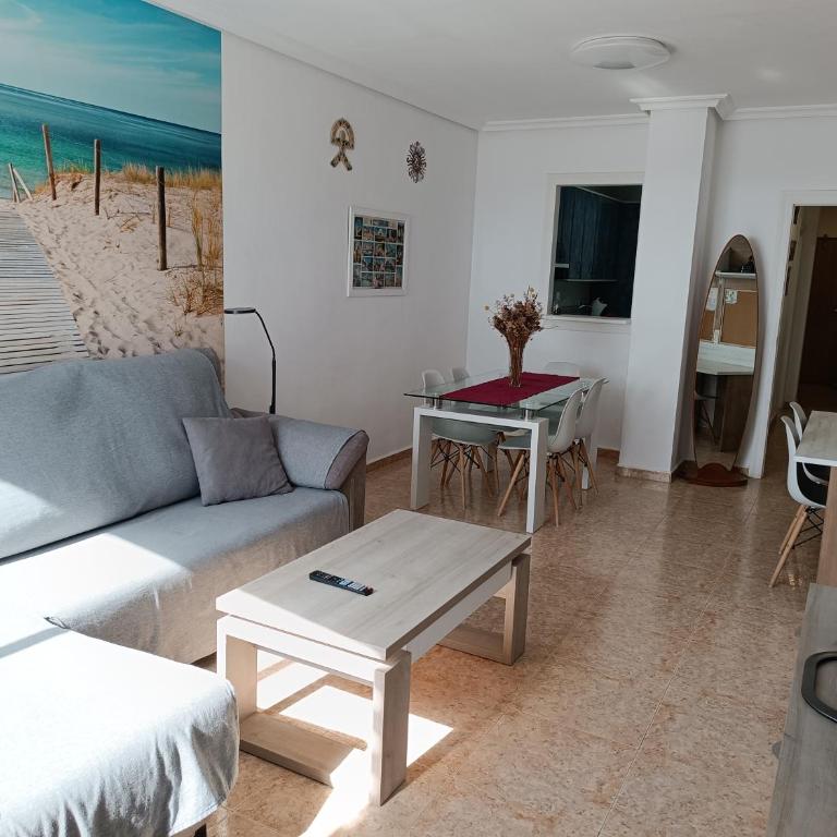 Piso primera línea playa Almería - Apartamento de 2 dormitorios - 4