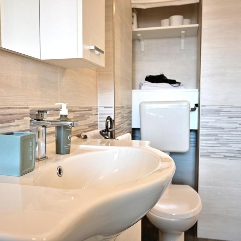 Casa Napione - One-Bedroom Apartment - 8