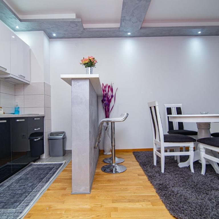Zlatiborski Konaci - Deluxe One-Bedroom Apartment - 12