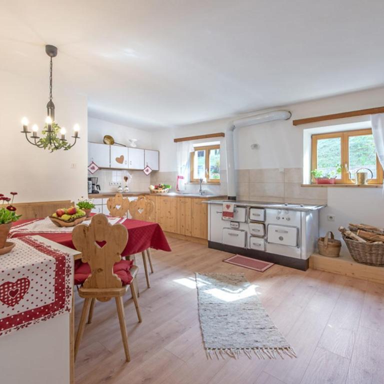 Gemangerhof - Two-Bedroom Apartment - 4