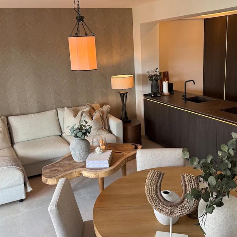 Sea view and sunny rooftop in Marbella, remodeled 2025 - One-Bedroom Apartment - 25