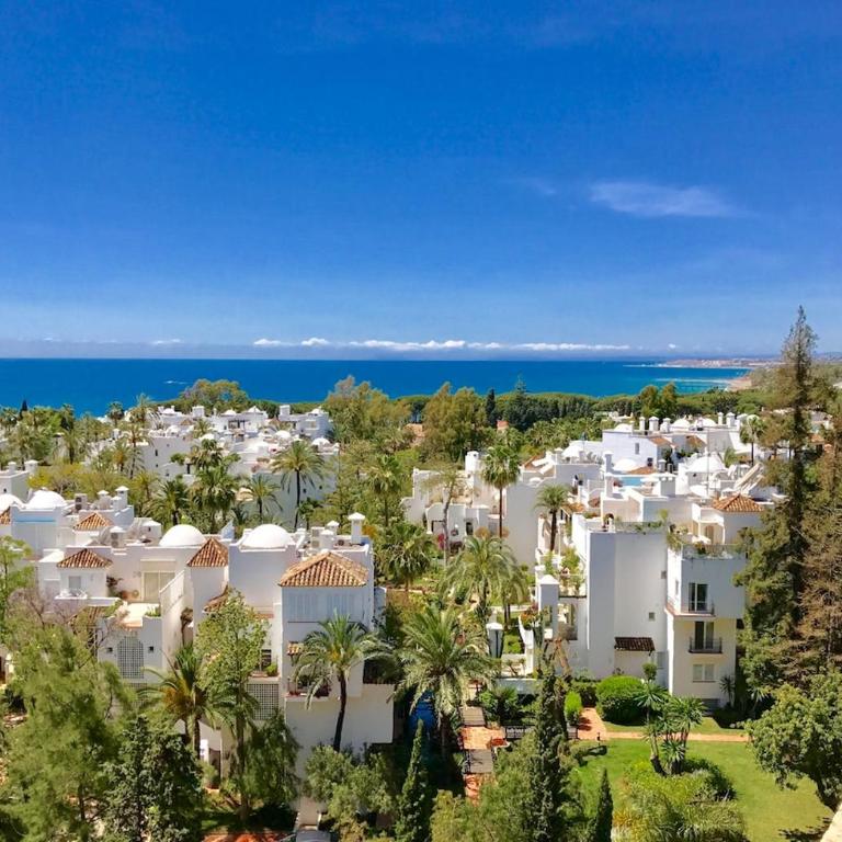 Encantador apartamento en Marbella, bonita terraza y vista al mar - Apartamento de 1 dormitorio - 1
