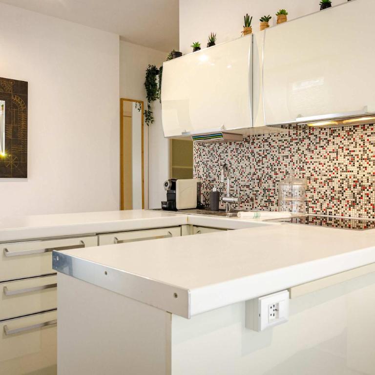 Large and bright studio in the heart of Bologna - Apartment - 20