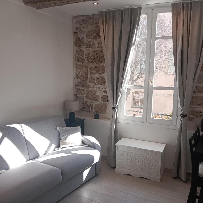 Adorable studio vieil Antibes - Monolocale - 4