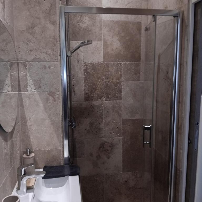 Adorable studio vieil Antibes - Monolocale - 3