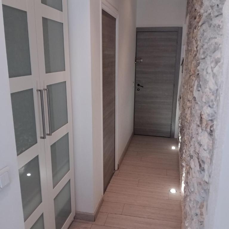 Adorable studio vieil Antibes - Monolocale - 10