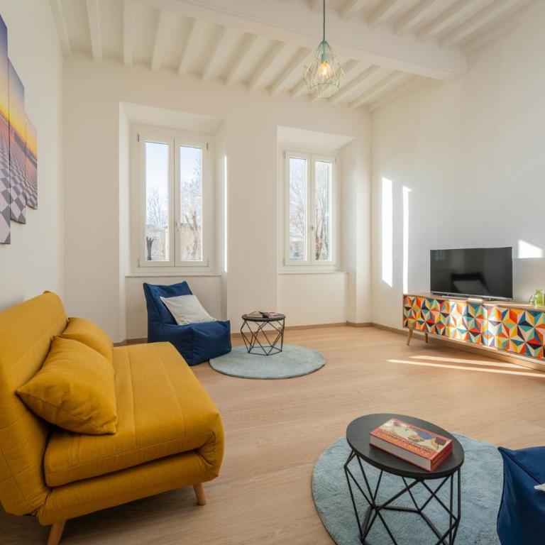 Breezy Sunset - Two-Bedroom Apartment - 1