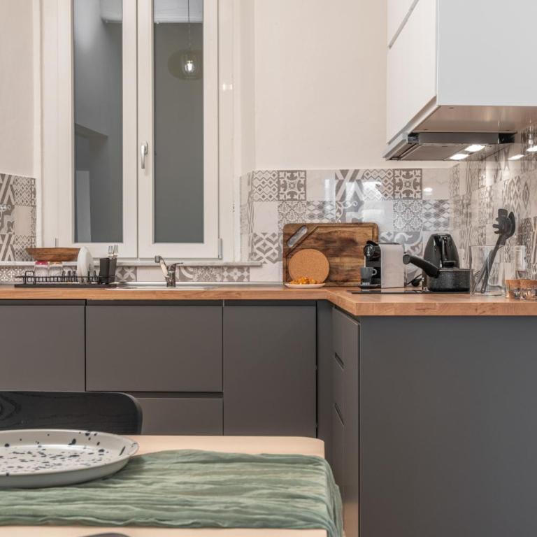 Breezy Sunset - Two-Bedroom Apartment - 3