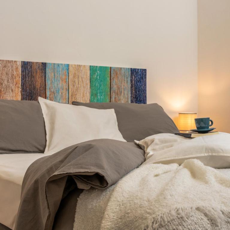 Breezy Sunset - Two-Bedroom Apartment - 21