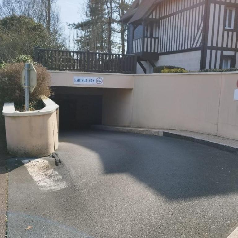 Zen et Mer à Deauville, Piscine, Parking, Wifi - Apartment mit 2 Schlafzimmern und Terrasse - 26
