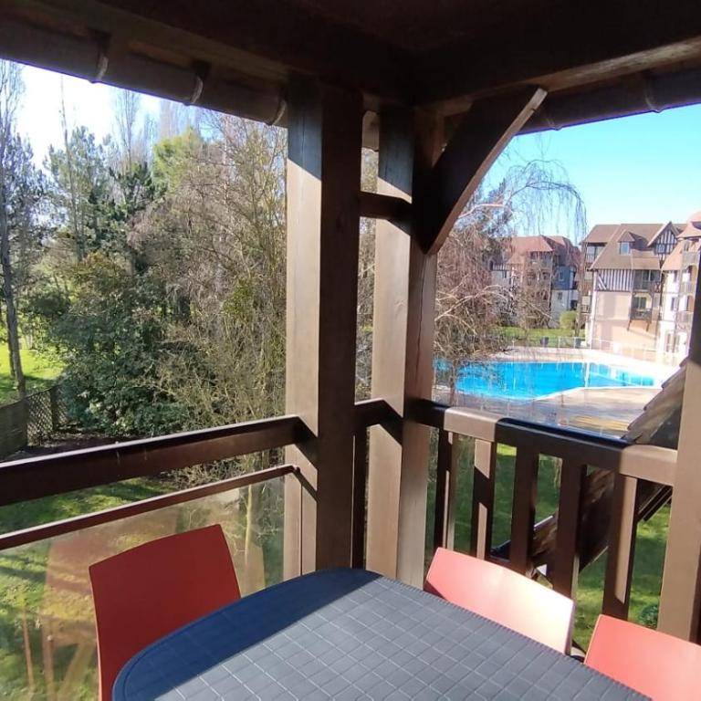 Zen et Mer à Deauville, Piscine, Parking, Wifi - Apartment mit 2 Schlafzimmern und Terrasse - 18