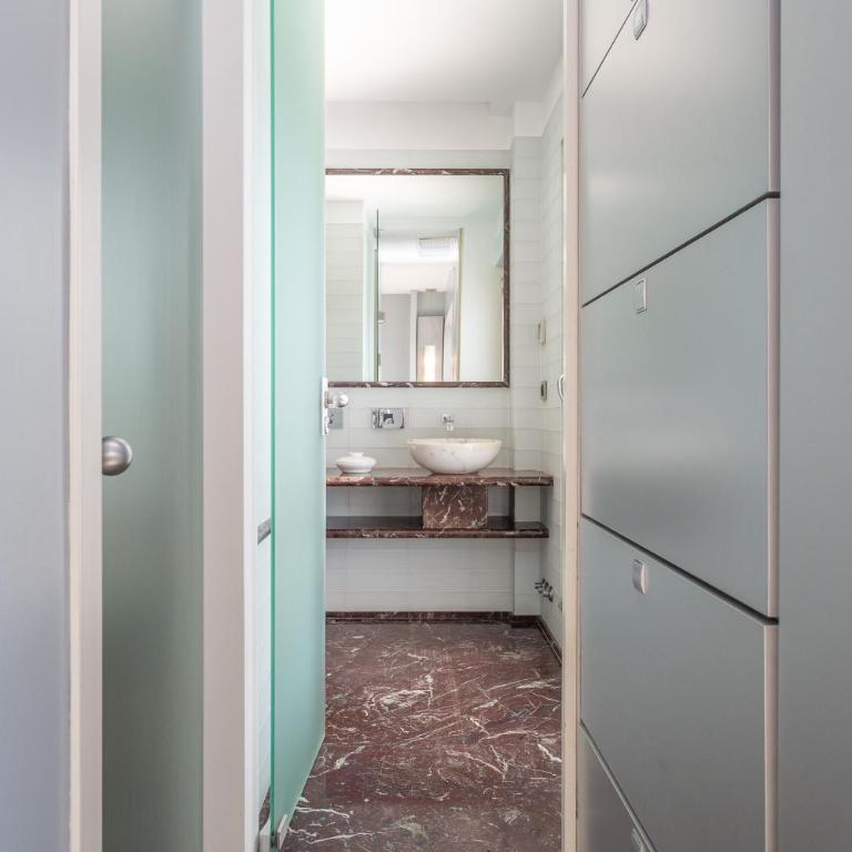 Vatican Exclusive Penthouse w Terrace and Parking - Four-Bedroom Luxury Apartment - 40
