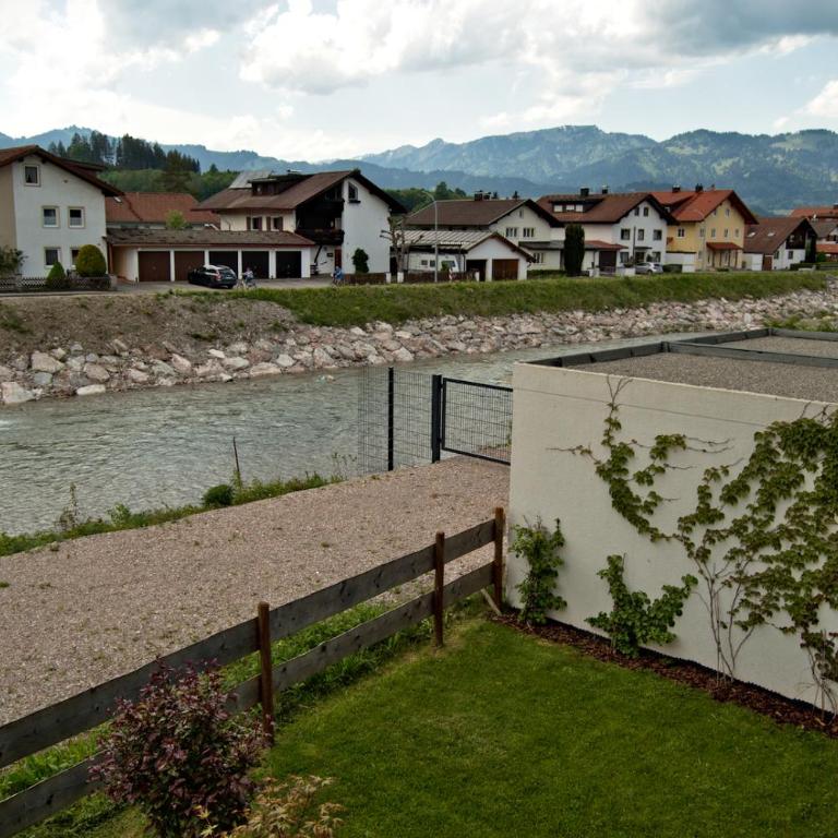 Das Alpiente - Das Urlaubshaus im Allgäu - Deluxe Apartment mit 2 Schlafzimmern und Gartenblick - 32