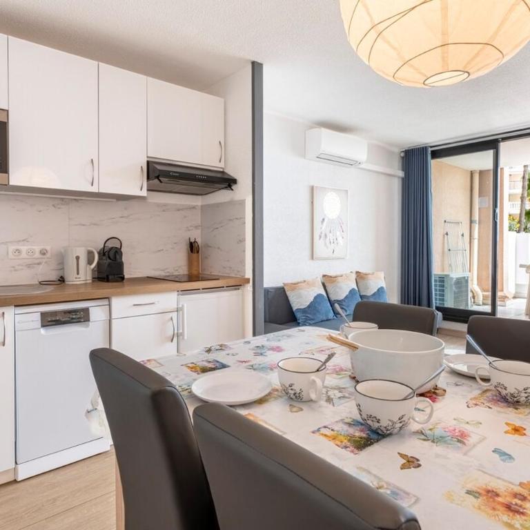 Family Sea view with pools near shops and beaches - Appartement 2 Chambres - 10