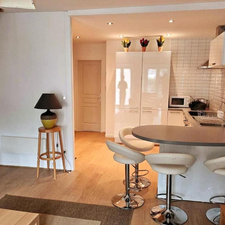 Duplex moderne avec vue montagne - Two-Bedroom Apartment with Mountain View - 5