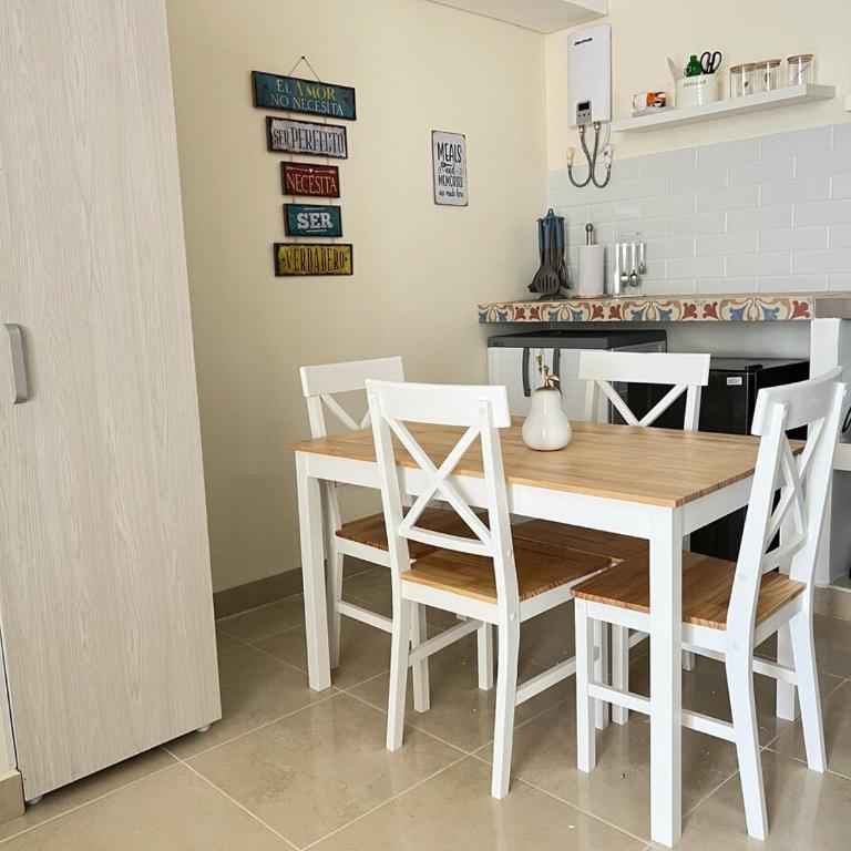 Beautiful Studio close to the beach - One-Bedroom Apartment - 21