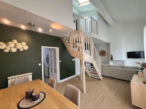 Duplex de charme, hyper centre, place des Carmes - Apartamento de 1 dormitorio - 13